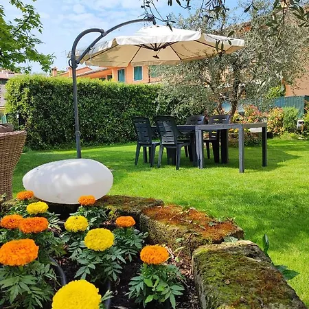 Private Garden Giardino Privato A - House Amorino * Bardolino