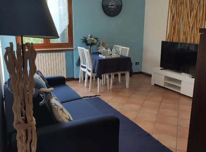 Private Garden Giardino Privato A - House Amorino Daire Bardolino