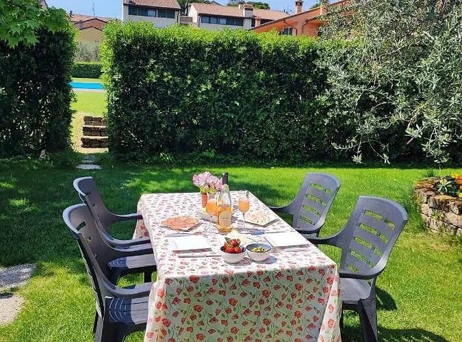 Daire Private Garden Giardino Privato A - House Amorino